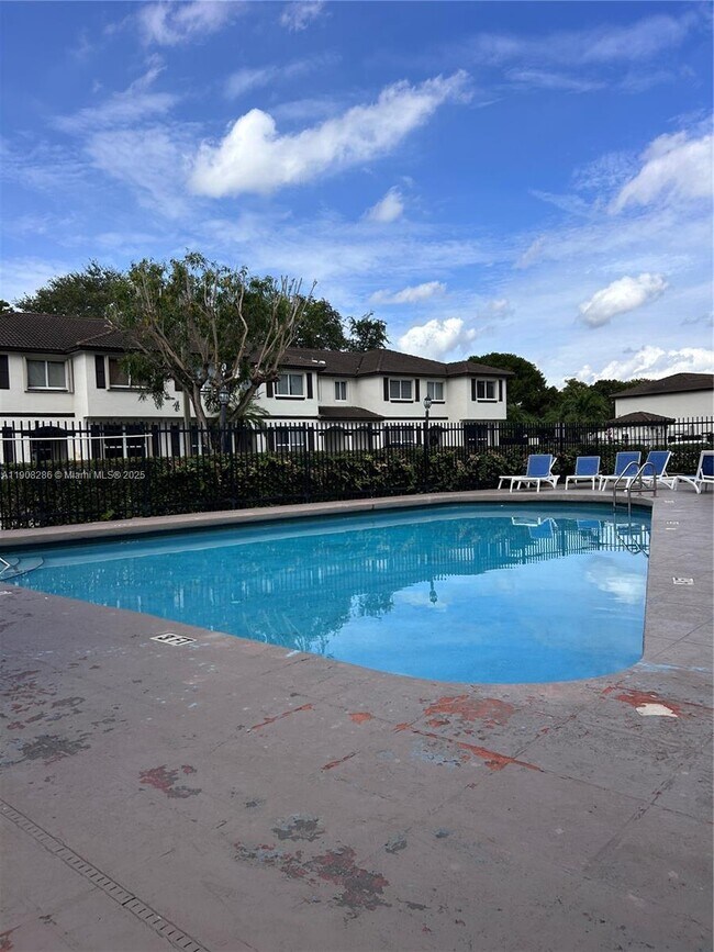 Building Photo - 8665 SW 152nd Ave