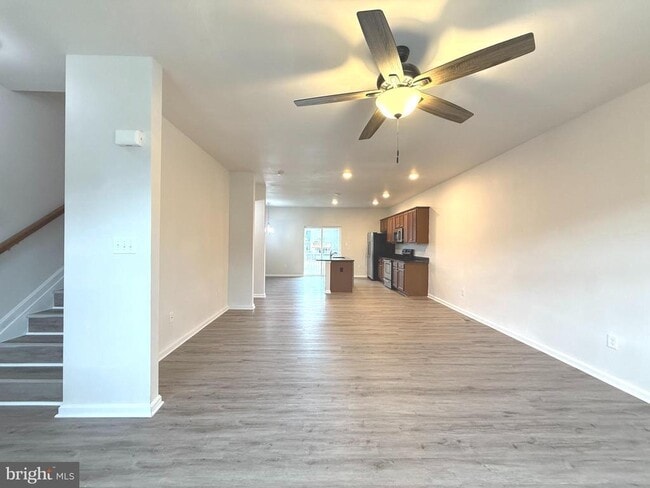 Building Photo - 189 Magellan Dr