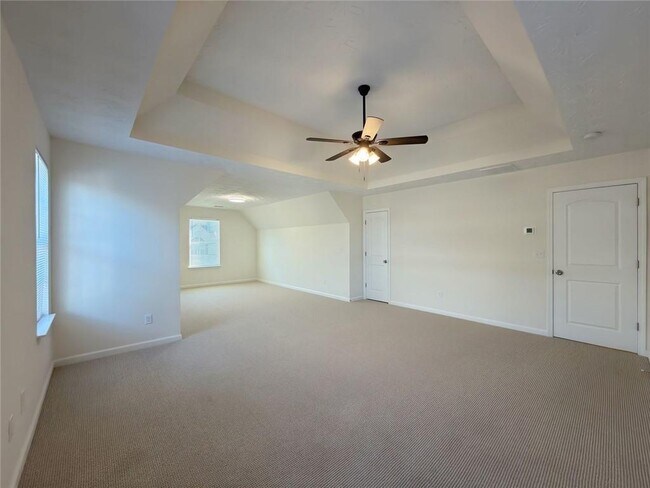 Building Photo - 2770 Austin Ridge Dr NE