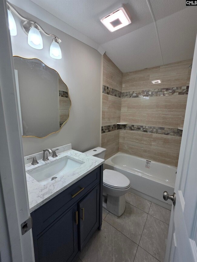 Building Photo - 714 Windy Rd