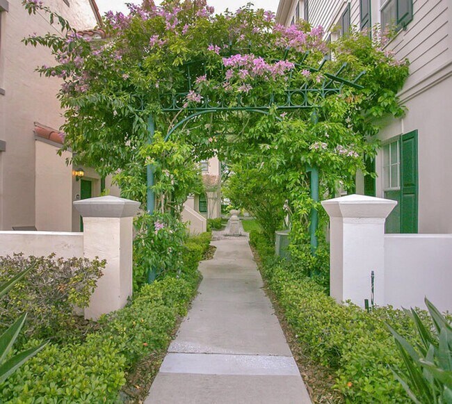 Building Photo - New Rental!