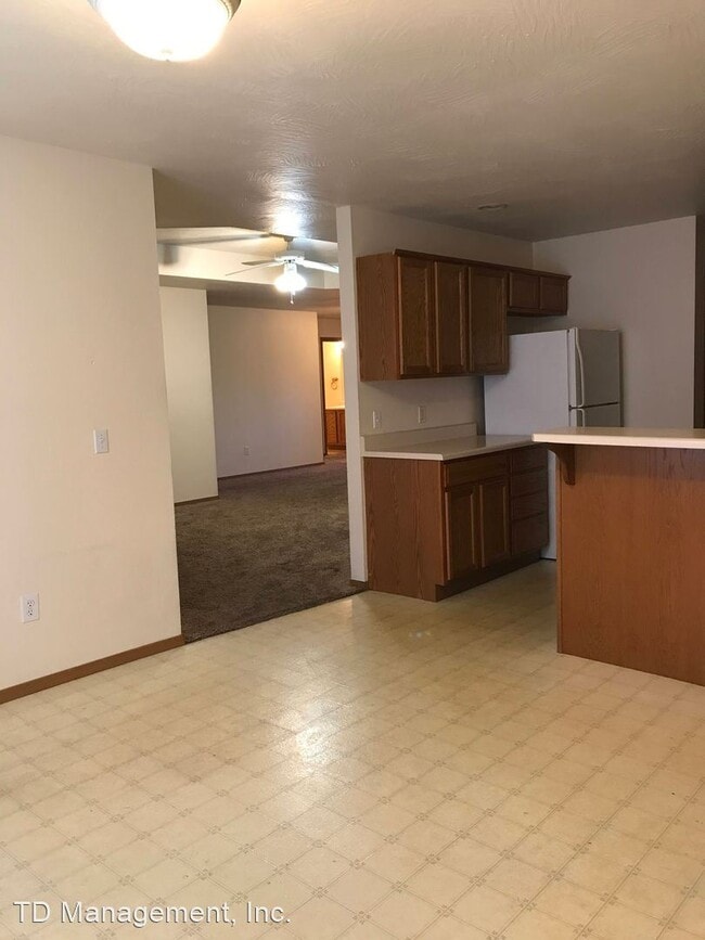 Building Photo - 3 br, 2 bath House - 4325 S Farm Road 125