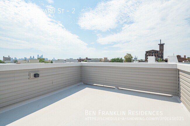 Building Photo - 2543 N Howard St