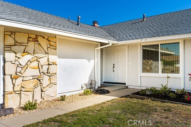 Building Photo - 24041 Gemwood Dr