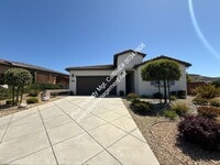 Building Photo - Beautiful Newer Rice Ranch Single Story Ho...
