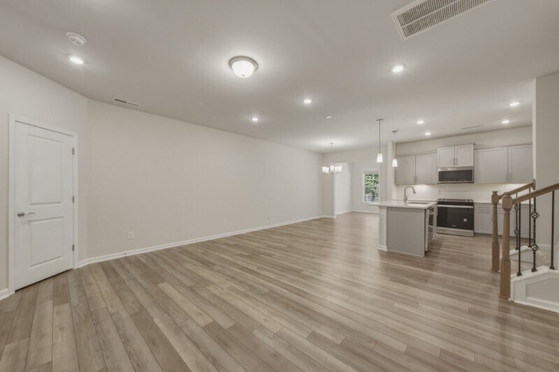 Building Photo - 1015 Badlands St