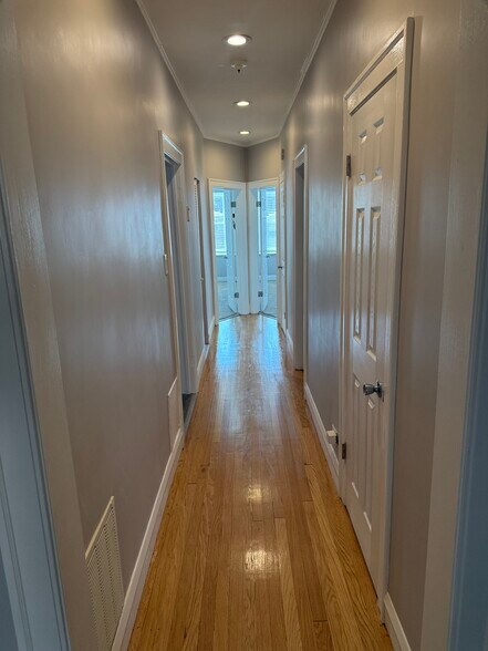 Hallway - 9438 S Bishop