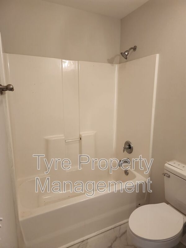 Building Photo - 2943 Kinsey Loop