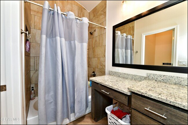 Building Photo - 2225 Tierra Delmonte Dr