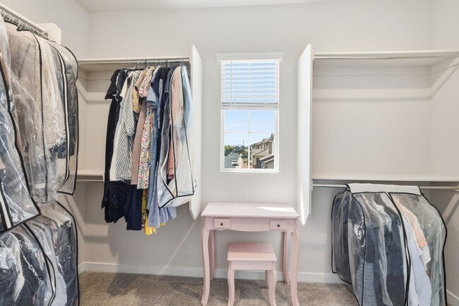 Building Photo - 1521 S Senate St