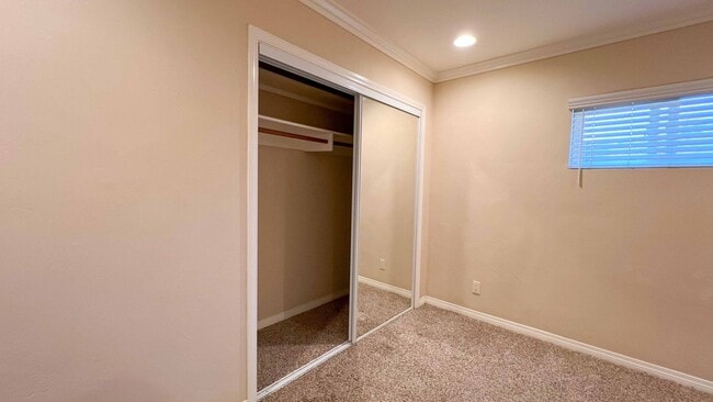 Building Photo - 3 Bdrm Detached Haome Available In Sought After La Mesa Neighborhood