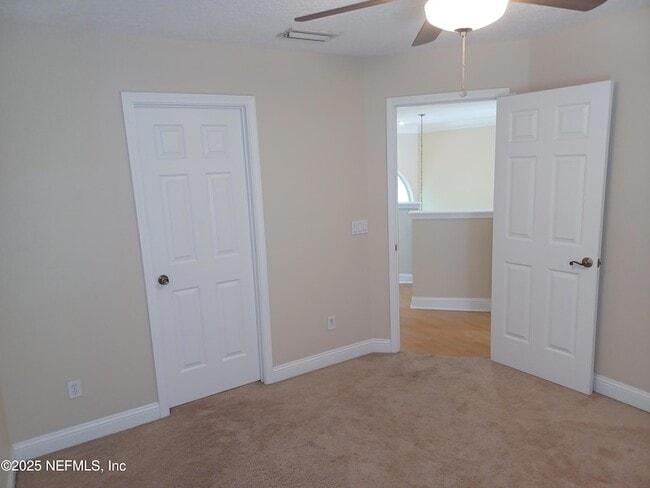 Building Photo - 4463 Ecton Ln E