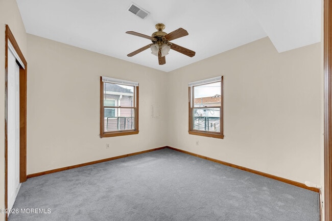 Building Photo - 613 Ocean