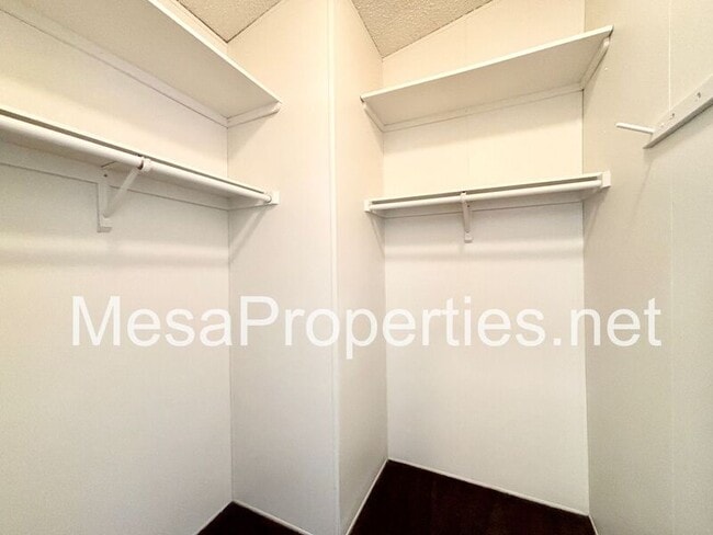 Building Photo - 9964 Arroyo Ave