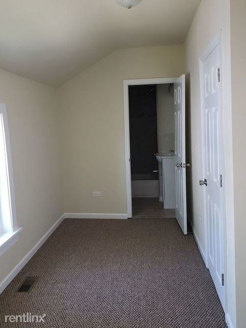Building Photo - 3 br, 2 bath House - 427 E 161st Pl