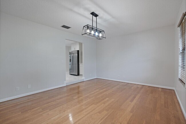 Building Photo - 19075 Talon Way