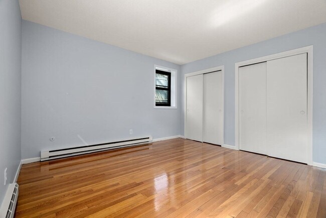 Building Photo - 22 Branchfield St