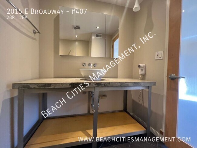 Building Photo - 2015 E Broadway-#407