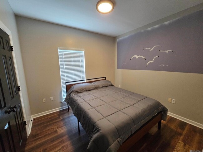 Building Photo - 9235 Worthington Lake Ave