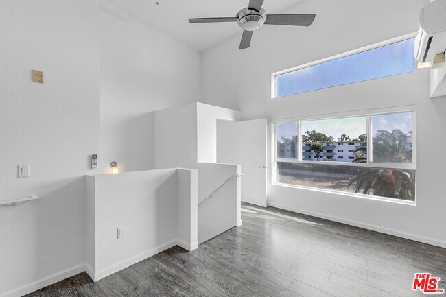 Building Photo - 4980 S Centinela Ave