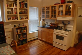 Building Photo - 1.0 bedroom in Somerville Massachusetts 02144