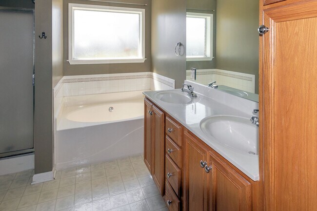 Building Photo - Home for rent in Prattville