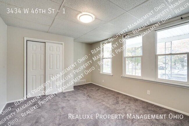 Building Photo - 3434 W 46th St