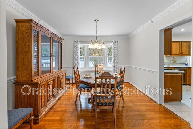 Building Photo - 8009 Frontier Dr