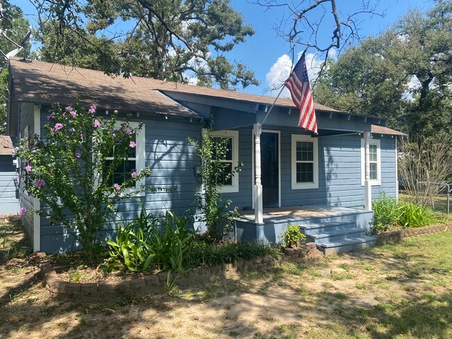 Building Photo - 1191 Big Rock St