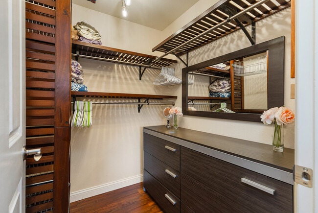 Building Photo - 501 141st Ave SE