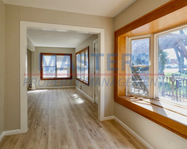 Building Photo - 1732 Newport Ave
