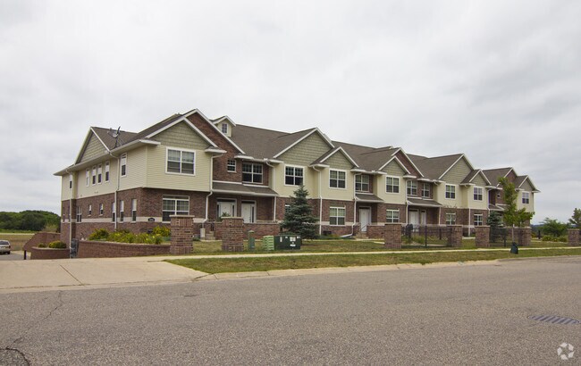 Primary Photo - 2545 Airport Rd