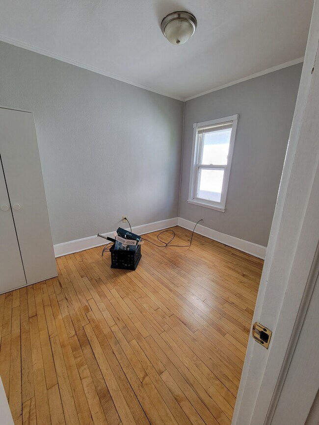 First Bedroom - 2840 N Bartlett Ave