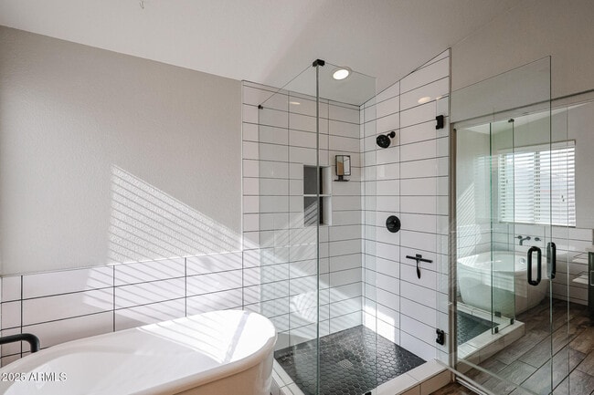 Building Photo - 6209 W Blackhawk Dr