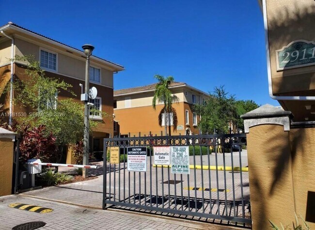 Building Photo - 2991 NE 185th St