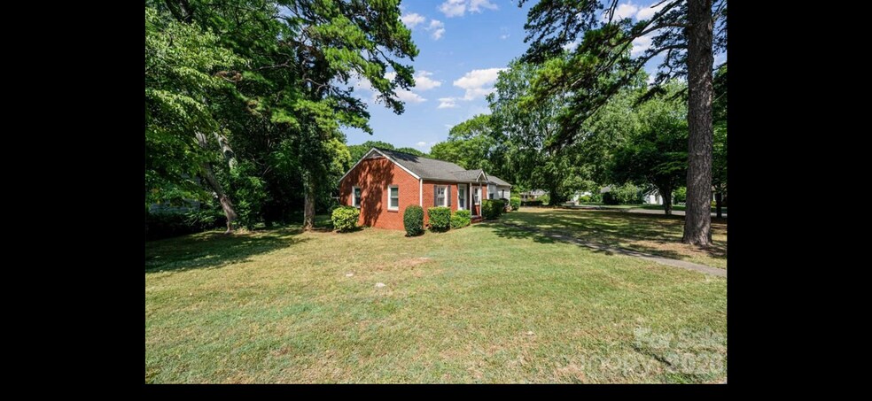 Building Photo - Room in House on Dublin Rd