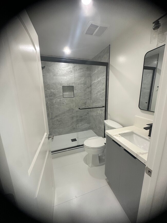 Building Photo - Reddy Gardena Properties