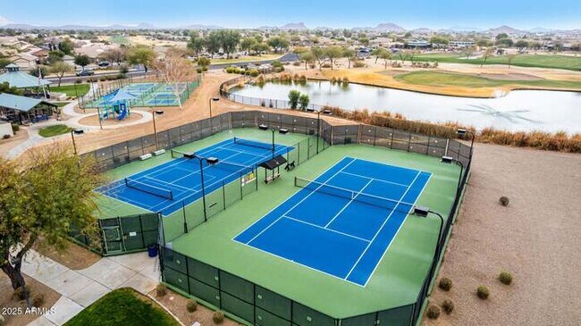 Building Photo - San Tan Valley Home in the Popular Johnson...