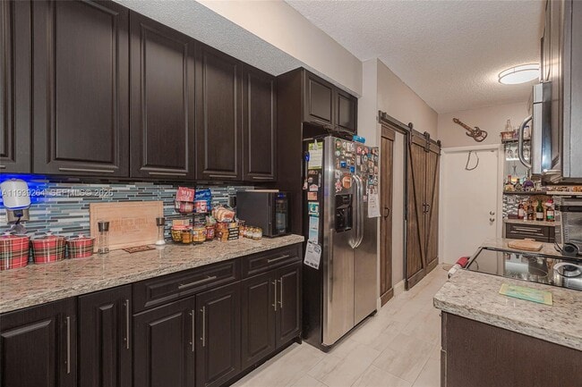 Building Photo - 8340 NW 191st Ln