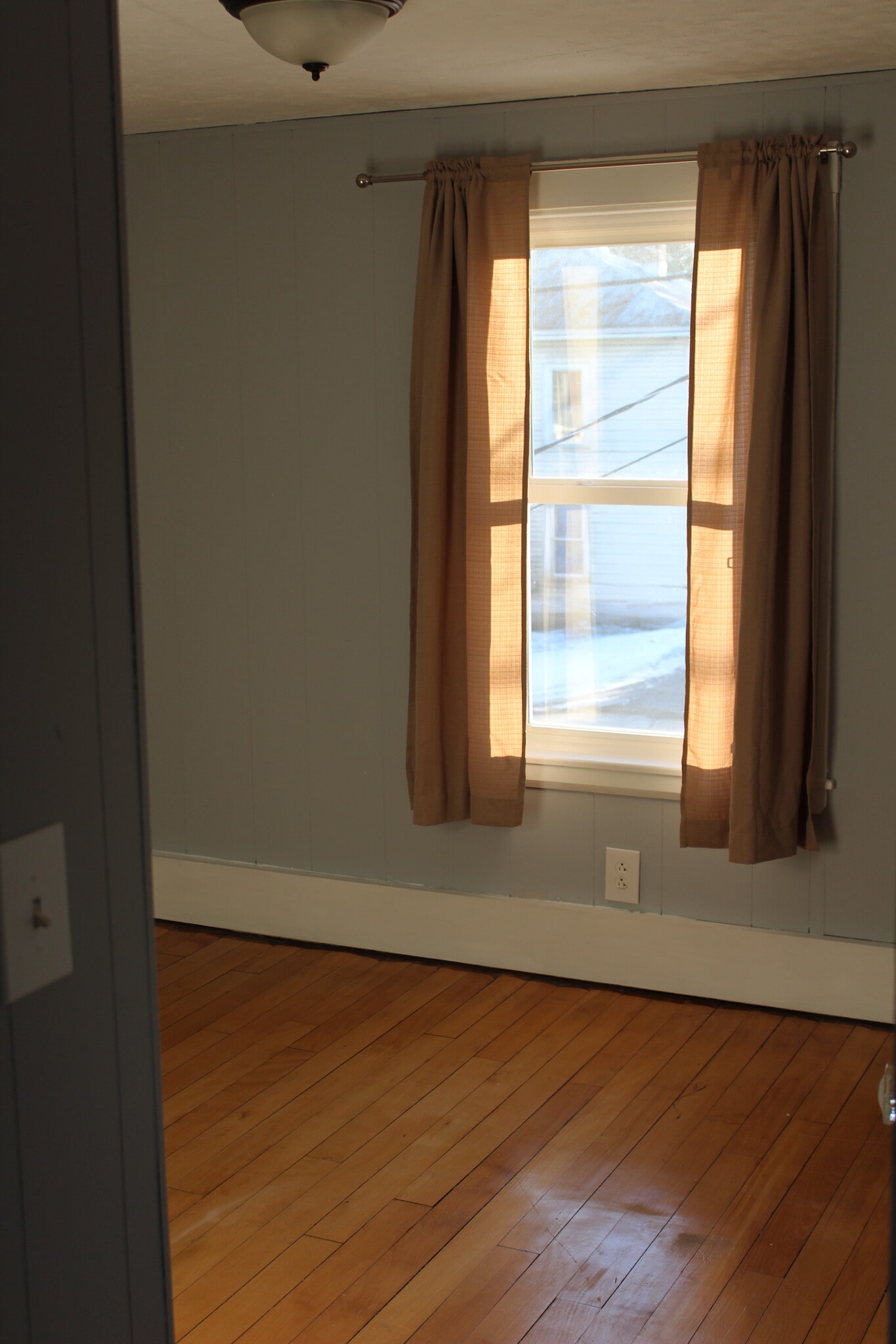 #2 Bedroom, decent sized - 1011 Main St