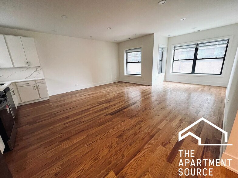 Building Photo - 652 W Gordon Ter