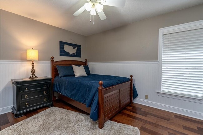 Building Photo - 3829 Spruce Pine Dr