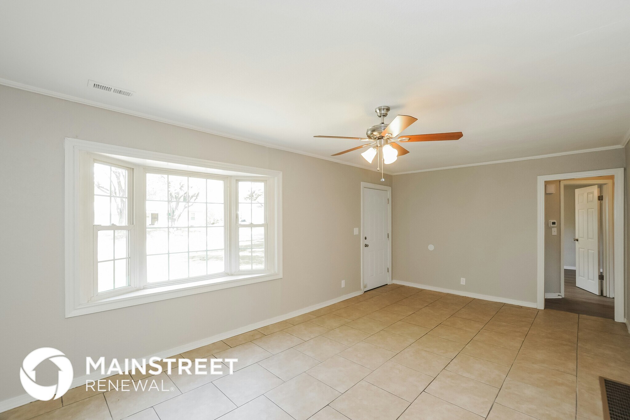 Building Photo - 10306 Oakland Ave