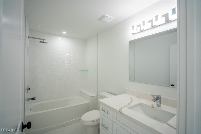 Building Photo - 4935 Leonard Blvd S