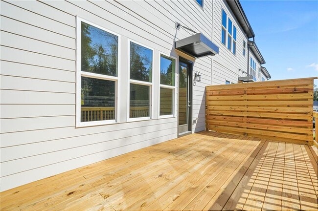 Building Photo - 1500 Wicker Wood Pl