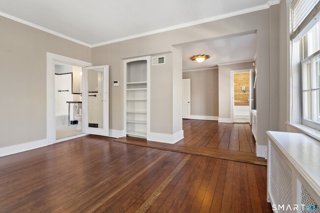 Building Photo - 145 Lyons Plain Rd