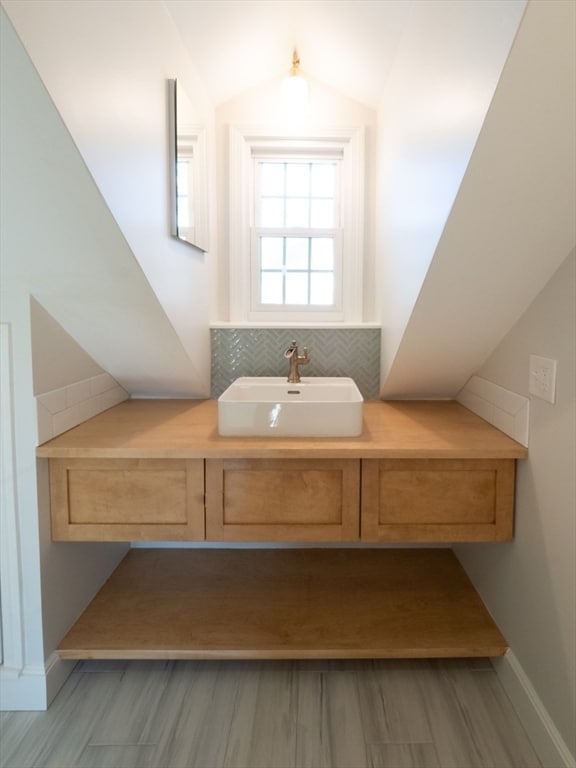 Building Photo - 210 Third St