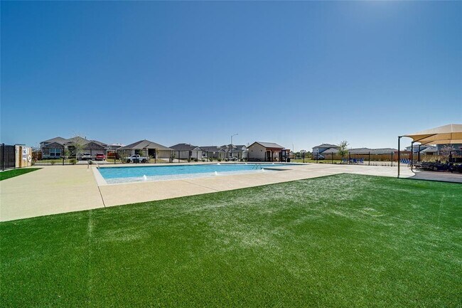 Building Photo - 207 Watercourse Wy