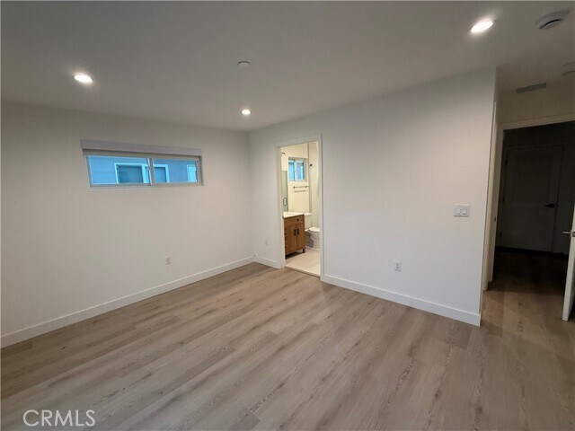 Building Photo - 5972 Jamieson Ave