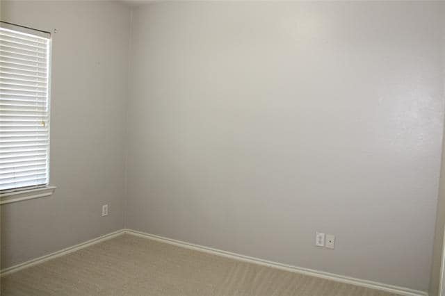Building Photo - 1261 Redman Ave